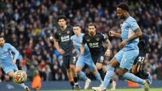 首位シティがリーグ6連勝!　スターリングのPL通算100点目となったPK弾で10人ウルブスに競り勝つ《プレミアリーグ》