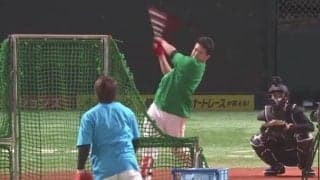 「投手の打球じゃない」　ホークス千賀、メジャー彷彿の構え＆豪快アーチに鷹党興奮