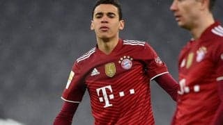 バイエルン、好調ミュージアラが中手骨を骨折…