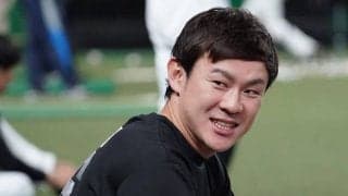 「ラブラブですね」　鷹・牧原大、夫婦でUSJ“ティムコーデ”にファン「素敵」