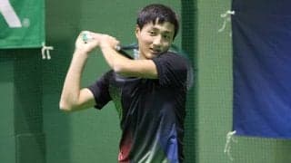  新ラケットを望月が試打「楽しい」 