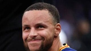 3P成功数で歴代1位となったカリー「誰も手の届かないところまで伸ばしていけたらいいね」