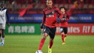 結婚15周年記念日を迎えた鹿島のレオ・シルバ、妻に改めて愛を誓う「神が私たちの愛を祝福し続けますように」