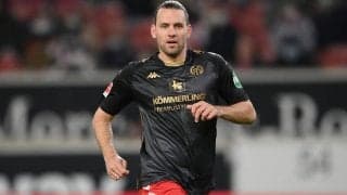 先日のガードレール激突事故で病巣発見…マインツのハンガリー代表FWが頭部を手術