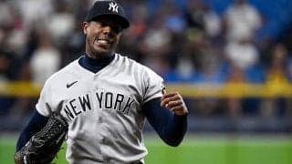 【MLB】「イケてる車」の前で…　驚愕肉体の最速男チャップマンが「ベストの中のベスト」