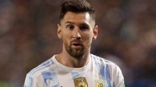 「史上最高」街中に巨大なメッシが登場、高層ビルの側面に30m級の壁画が描かれる