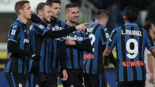 1試合限定のクリスマス特別ユニ、シルエットの街並みが違うと大炎上…試合前のロッカーには通常ユニが!?