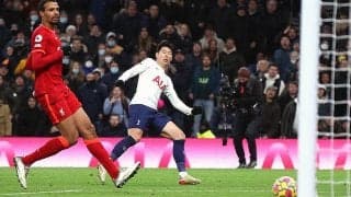 コロナで満身創痍のスパーズが天敵相手に価値あるドロー!　ロバートソン退場響いたリバプールは公式戦連勝が「8」でストップ《プレミアリーグ》