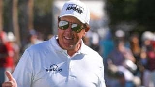 米ゴルフ選手、誤ってボールを拾ってしまった女性への粋な対応が話題「凄いお土産だ」【名珍場面2021】