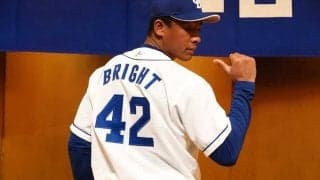 背番号「42」が持つ意味とは？　中日ブライト、西武タカハシ、阪神ケラーが続々決定