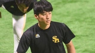 「どこの王子様ですか」　鷹・板東のスーツ姿に「ハートぶち抜かれました」