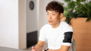 内角球を打つには“小指を上げる”　元阪神・桧山進次郎氏が「振る」準備を徹底解説