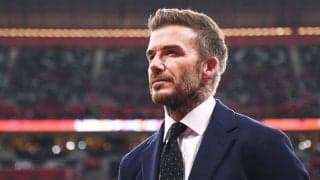 ベッカム、日韓W杯で話題になった名審判との2ショットに反響「歴史に残るレフェリー」