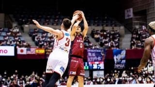 川崎が大阪の猛追を振り切り先勝…藤井が21得点、米須も今季初出場初得点を記録