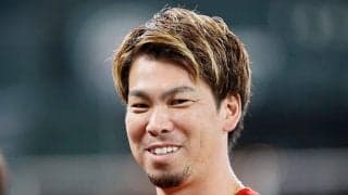 【MLB】見上げるデカさ「勝ち組のツリーですね」　前田健太のXmasは「プレゼントも大きい」