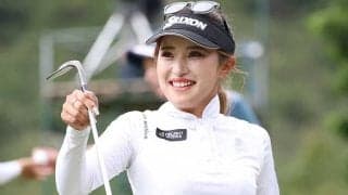 ゴルフ臼井麗香、クリスマスディズニー満喫の私服姿で魅了「ブーツ似合ってます」