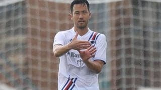 「サンタ帽似合いますね」日本の主将・吉田麻也がクリスマスを満喫、定番の姿にファン「私に届けてくれそう」