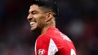 スアレスからのクリスマスメッセージにファン反応、ブラジルの名門を思わせる子供の服に「コリンチャンスへのレターだ」