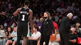 スパーズのベッキー・ハモンACへWNBAの2チームから指揮官就任のオファーか？