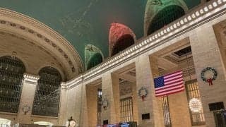 【NY便り】なんと駅の中にコートが!　NY「グランドセントラル駅」にある超高級テニスクラブは破格