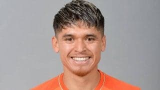 新潟退団のロメロ・フランク、新天地は鹿児島に！　「全身全霊をかけて戦います」