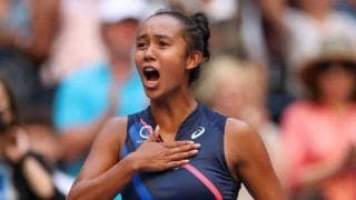 カナダ年間最優秀選手賞はオジェ アリアシムとフェルナンデスに