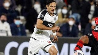 来年41歳のサンタ・クルスがキャリア継続!　クラブ・リベルタ加入が決定