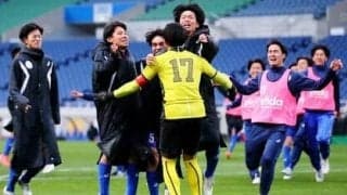 なぜサッカーはPK戦で勝負をつけるのか。かつては再試合、抽選、CKの数で勝者を決めた時代があった