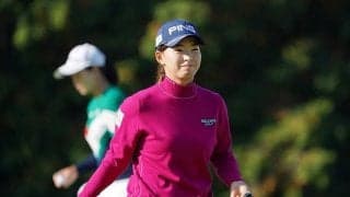 渋野、原、小祝、西村の大物芸能人と撮った“獲得賞金5億8000万円の1枚”に反響「超一流」