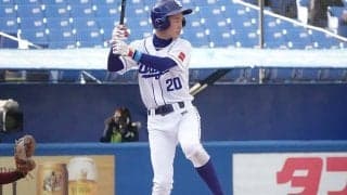 「小学生が神宮球場レフトスタンド中段て」　特大満塁弾に衝撃「バケモンやわ」