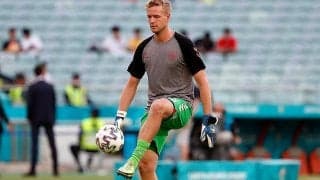 ブレントフォード、デンマーク代表GKレッスルを獲得