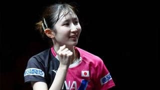 「大人っぽい」「本当に綺麗」　卓球21歳早田ひな、新年を迎えた“萌袖の1枚”に注目