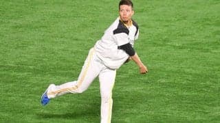 「顔が怖いよ」鷹・千賀の“ギャップ”にファン仰天　「昨日の笑顔はどこへ…」