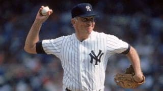 揺れて落ちる“衝撃の変化”で300勝＆3000K　MLB公式がNo1に選出したナックルボーラー