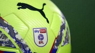 宇宙開発に大乱闘！もはやサッカーとは呼べない英8部の試合ハイライトが400万再生を突破