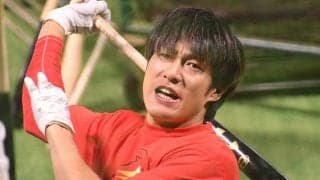 自主トレ始動で豪快フリー　鷹・柳田のド迫力映像にロッテ助っ人驚愕「スーパースター」