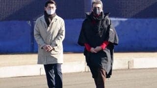 新庄剛志監督、新人合同自主トレで熱視線　盟友・山田コーチと意見交換する姿も