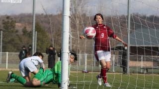 ３発快勝！　磐石の試合運びで準決勝進出！