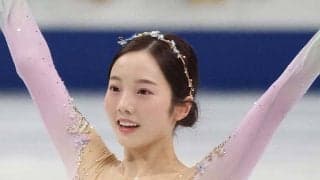 新成人の本田真凜、豪華絢爛な“振袖ショット”に称賛「可愛すぎ」「一目惚れした」