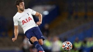 「パーフェクトショット」トッテナムMFウィンクスのFKが反撃の狼煙に、浅い角度からファーの上隅へ直接ねじ込む