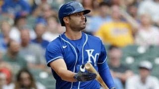 広島、新助っ人の背番号発表　昨季3A32発マクブルーム「10」、MLB19試合登板右腕「42」