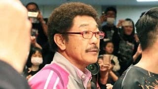 具志堅用高、警察署ポスターの“そっくりさん”が話題「似すぎて爆笑」「問題やろw」