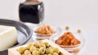 炭水化物は減らしても大丈夫？　アスリートの減量の基本は「たんぱく質の計画的摂取」