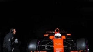 F1参戦３年目、マクラーレン・ホンダはバラバラ。アロンソに「こんなことなら、去年のエンジンでよかった」と言われ…