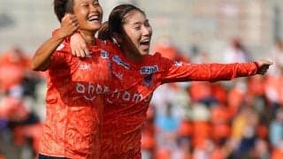 「クールビューティー」大宮VENTUSの仲田歩夢が髪色をチェンジ！鮮やかヘアに「美人モデル感がやばすぎる」