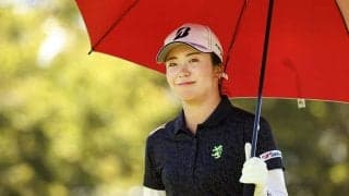 新婚・有村智恵と暖色ウェアでパシャリ　堀琴音の2ショットに反響「2人とも笑顔素敵」