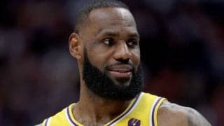 レブロン・ジェームズが大記録達成…3万得点、1万リバウンド、9000アシスト超を記録した史上初の選手に