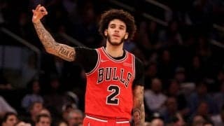 イースト首位のブルズに痛手、司令塔のロンゾ・ボールが左ひざ負傷で6〜8週間離脱へ