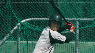 「驚く程にイケメン」　甘いマスクに茶色い瞳…オリドラ2新人が「キマっている」