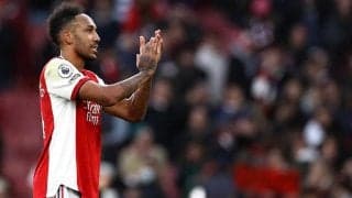 アーセナルが解決策探るオーバメヤン、PSGら視線も給与ネックに？